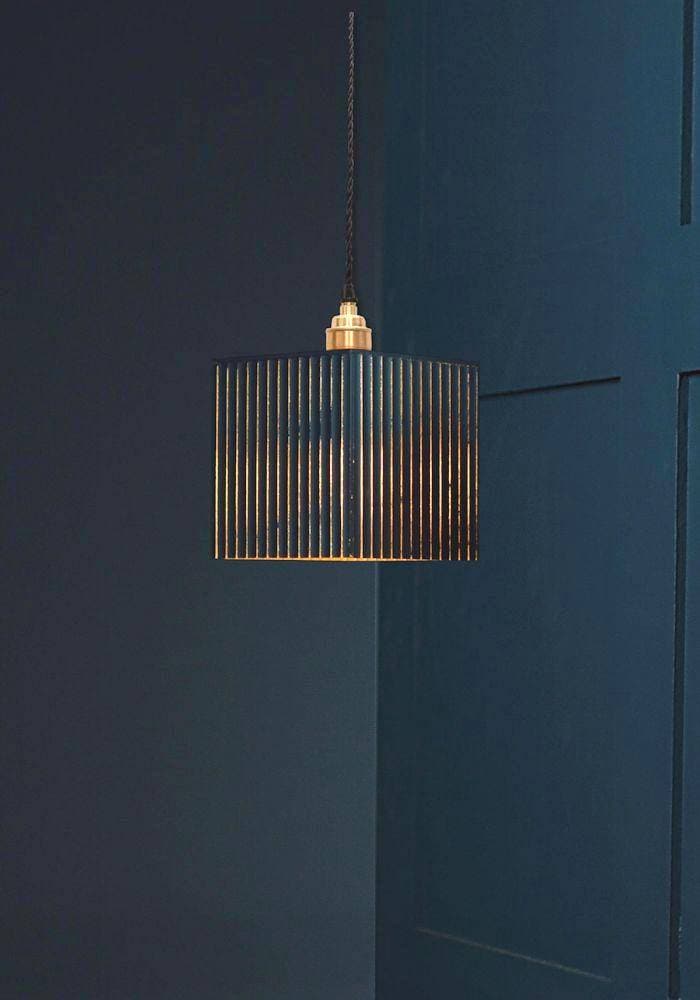 BLACK AND GOLD PENDANT LIGHT - HANGING CEILING LIGHT - SUSPENDED CEILING LIGHTING 